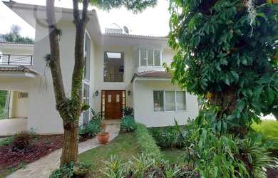 Imagem: Cada de 4 quartos dentro de condominio