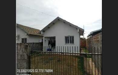 Imagem: A casa possui 2 Dormitórios, 1 Banheiro e 182m² de Área e