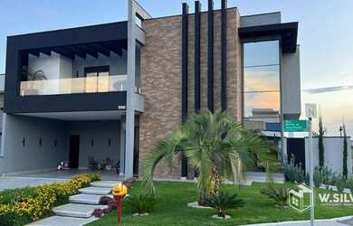 Imagem: A casa em condomínio possui 4 Dormitórios, 4 Banheiros, 4