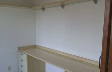 Imagem: A casa possui 3 Dormitórios, 3 Banheiros, 2 Vagas na garagem