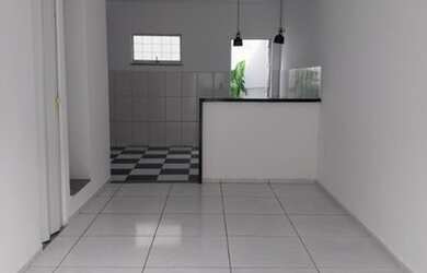 Imagem: A casa possui 2 Dormitórios, 3 Banheiros, 1 Vaga na garagem