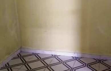 Imagem: A casa possui 4 Dormitórios, 3 Banheiros, 1 Vaga na garagem