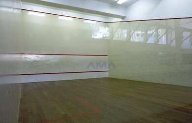 Imagem: A casa em condomínio possui 4 Dormitórios, 5 Banheiros, 5