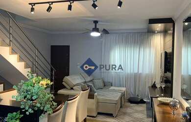 Imagem: A casa possui 2 Dormitórios, 1 Banheiro, 2 Vagas na garagem