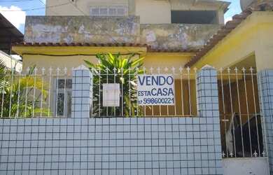 Imagem: A casa possui 5 Dormitórios, 3 Banheiros, 1 Vaga na garagem