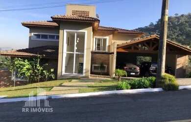 Imagem: A casa em condomínio possui 3 Dormitórios, 5 Banheiros, 4