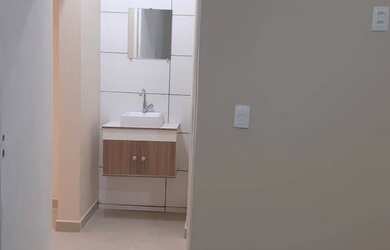 Imagem: A casa possui 5 Dormitórios, 4 Banheiros, 2 Vagas na garagem