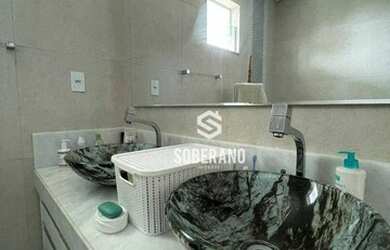 Imagem 8: Casa em condomínio com 5 suítes à venda, 450 m² por R$ 2.698.000