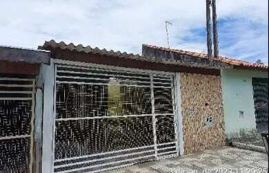 Imagem: A casa possui 2 Dormitórios, 1 Banheiro, 180m² de Área e