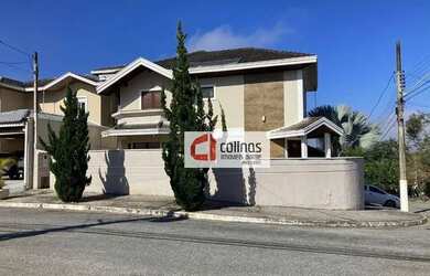 Imagem: A casa em condomínio possui 3 Dormitórios, 4 Banheiros, 2