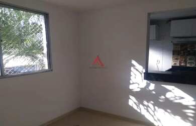 Imagem: O apartamento possui 2 Dormitórios, 1 Banheiro, 1 Vaga na garagem