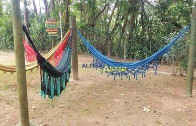 Imagem: A casa em condomínio possui 4 Dormitórios, 5 Banheiros, 2