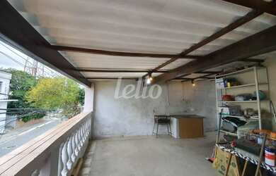 Imagem: A casa possui 3 Dormitórios, 2 Banheiros, 3 Vagas na garagem