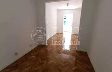 Imagem 2: Kitnet/Conjugado - / Residencial / Centro