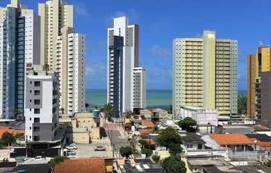 Imagem: O apartamento possui 2 Dormitórios, 2 Banheiros, 1 Vaga na
