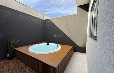 Imagem 16: CASA MOBILIADA COM JACUZZI À VENDA NO JARDIM METROPOLITAN EM ARAPONGAS