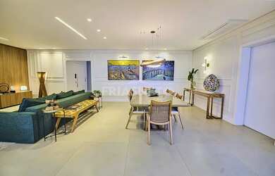 Imagem: O apartamento possui 4 Dormitórios, 5 Banheiros, 4 Vagas na