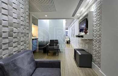 Imagem: O depósito possui 1 Vaga na garagem, 33m² de Área e está