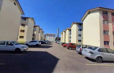 Imagem: O apartamento possui 2 Dormitórios, 1 Banheiro, 1 Vaga na garagem