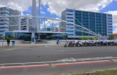 Imagem 3: Invista no promissor no Hangar Business Park, lojas com 223,47 e 298,42m²