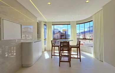 Imagem: O apartamento possui 3 Dormitórios, 2 Banheiros, 1 Vaga na