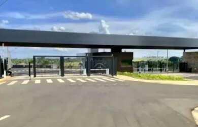 Imagem: O terreno possui 242m² de Área e está localizado em Eplenum