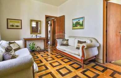 Imagem 10: Espaço, Sol e Tradição Casa Clássica com 6 Dormitórios em Terreno...