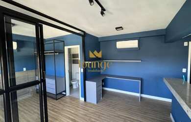 Imagem: O apartamento possui 1 Dormitório, 1 Banheiro, 1 Vaga na garagem