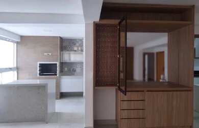 Imagem: O apartamento possui 4 Dormitórios, 4 Banheiros, 3 Vagas na