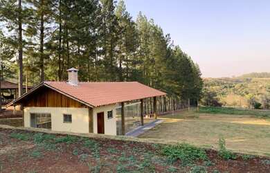 Imagem: A chácara possui 20.000m² de Área e está localizado em