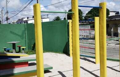 Imagem 12: Qt Das brisas. Piscina, Churrasqueira, 43m² de Áreae1 Vaga na garagem