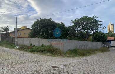 Imagem: O terreno possui 638m² de Área e está localizado em Ponta