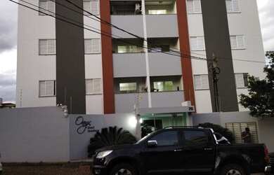 Imagem: O apartamento possui 3 Dormitórios, 1 Banheiro, 1 Vaga na garagem