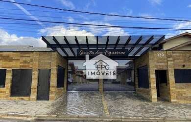 Imagem: A casa em condomínio possui 3 Dormitórios, 3 Banheiros, 2