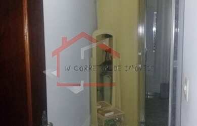 Imagem: A casa possui 2 Dormitórios, 2 Banheiros, 2 Vagas na garagem