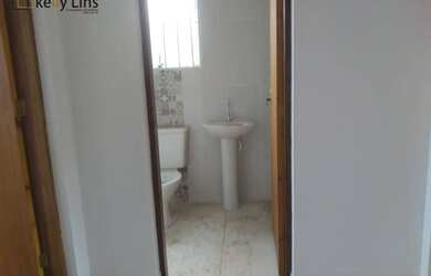 Imagem 10: Belíssimo sobrado, novo com escritura registrada, ótima localização, aceita negociação. Ve