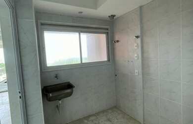 Imagem 11: Com conceito moderno e elegante esse apartamento vista mar com três suítes...