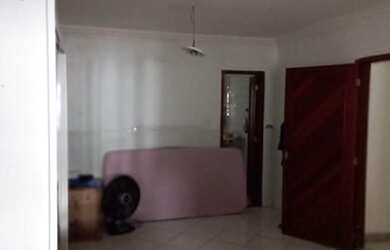 Imagem: A casa possui 3 Dormitórios, 4 Banheiros, 4 Vagas na garagem