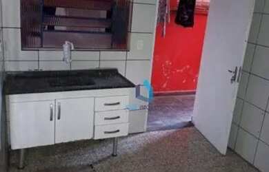 Imagem: A casa possui 1 Dormitório, 1 Banheiro, 45m² de Área, Varanda