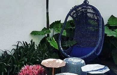 Imagem: A casa possui 3 Dormitórios, 3 Banheiros, 2 Vagas na garagem