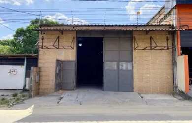 Imagem: O depósito possui 5 Vagas na garagem, 290m² de Área e está