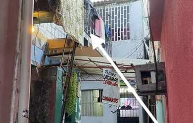 Imagem: A casa possui 2 Dormitórios, 1 Banheiro e está localizado