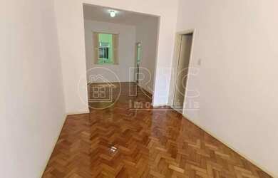 Imagem 4: Kitnet/Conjugado - / Residencial / Centro