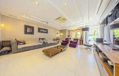 Imagem 5: EXCELENTE CASA EM CONDOMÍNIO COM 3 SUÍTES E 4 VAGAS NO CAMPO COMPRIDO