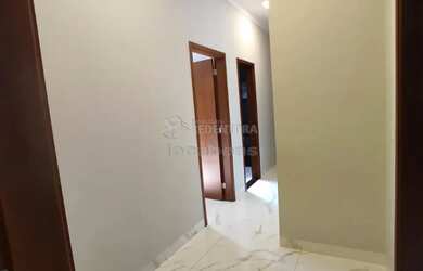 Imagem 9: Casa de Alto Padrão para Venda com 3 Dormitórios no Residencial Maria...