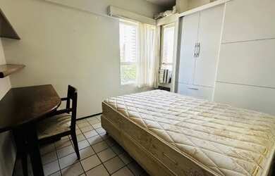 Imagem: O apartamento possui 1 Dormitório, 1 Banheiro, 1 Vaga na garagem