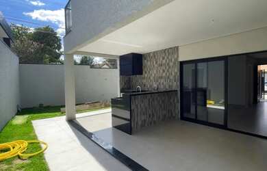 Imagem 5: Casa à venda em Atibaia com 3 suítes, localizada em bairro de Alto Padrão