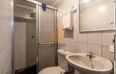 Imagem 9: Casa Comercial com 7 Salas 9 Vagas em Pacaembu