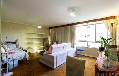 Imagem: O apartamento possui 3 Dormitórios, 2 Banheiros, 1 Vaga na