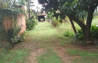 Imagem: A casa possui 2 Dormitórios, 2 Banheiros, 5 Vagas na garagem